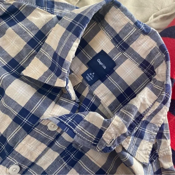 Polo Ralph Lauren and Gap Boys Button Down and Sweater - Picture 4 of 4